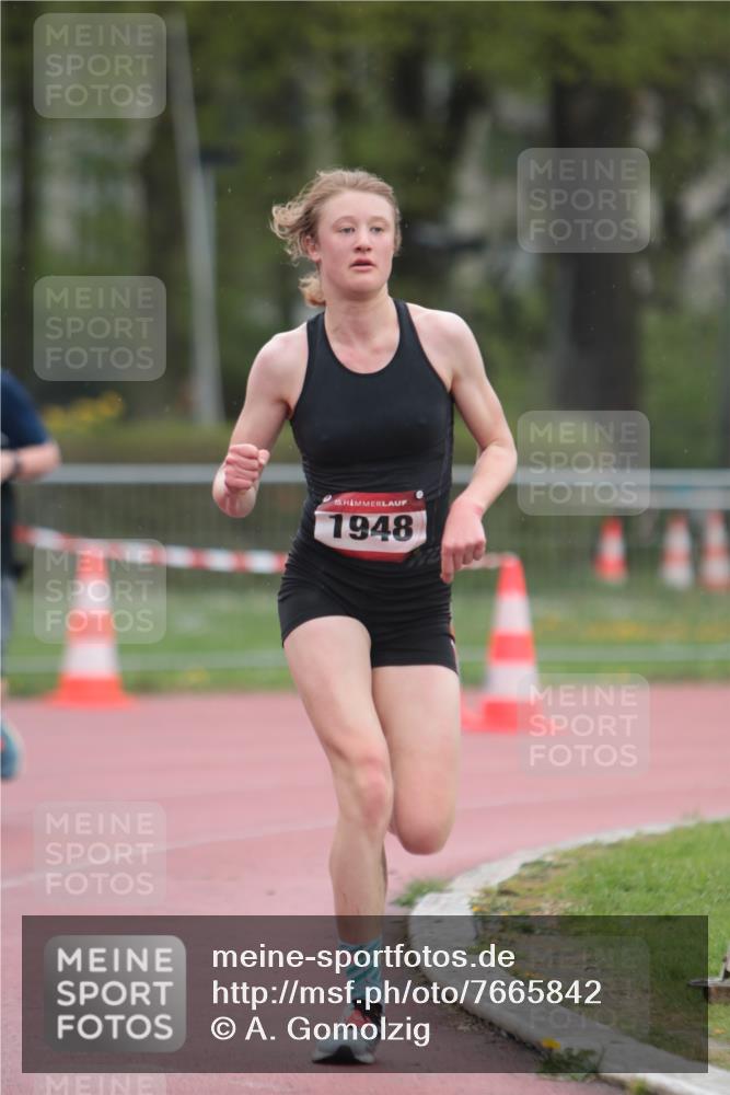 13.04.2025 - Hammer Lauf A. Gomolzig http://msf.ph/oto/7665842 13.04.2025 12:27:51 Ziel 232, 322, 474, 502, 548, 1776, 1896, 1948 meine-sportfotos.de