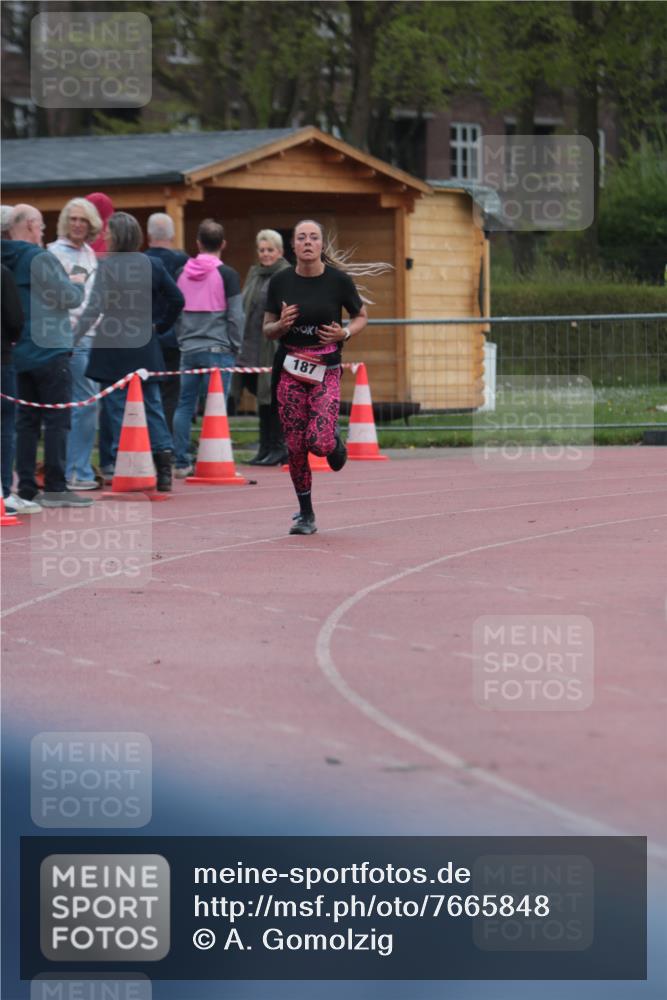 13.04.2025 - Hammer Lauf A. Gomolzig http://msf.ph/oto/7665848 13.04.2025 12:28:09 Ziel 20, 187 meine-sportfotos.de