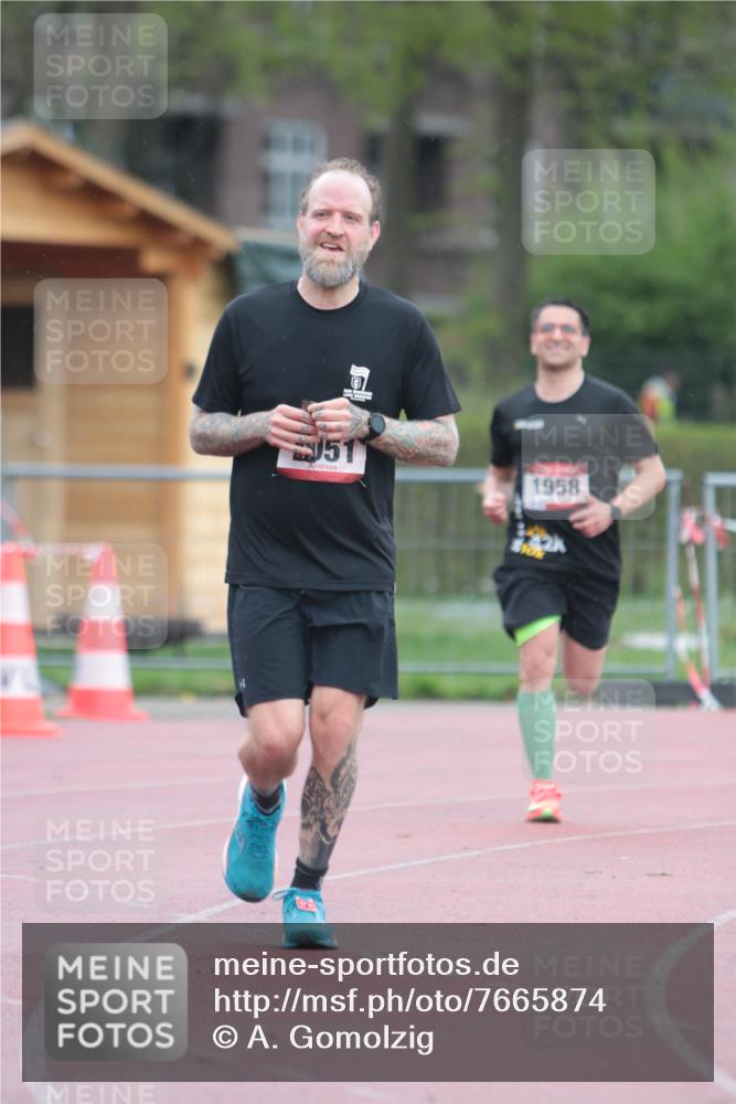 13.04.2025 - Hammer Lauf A. Gomolzig http://msf.ph/oto/7665874 13.04.2025 12:28:59 Ziel 21, 1051, 1930, 1958 meine-sportfotos.de
