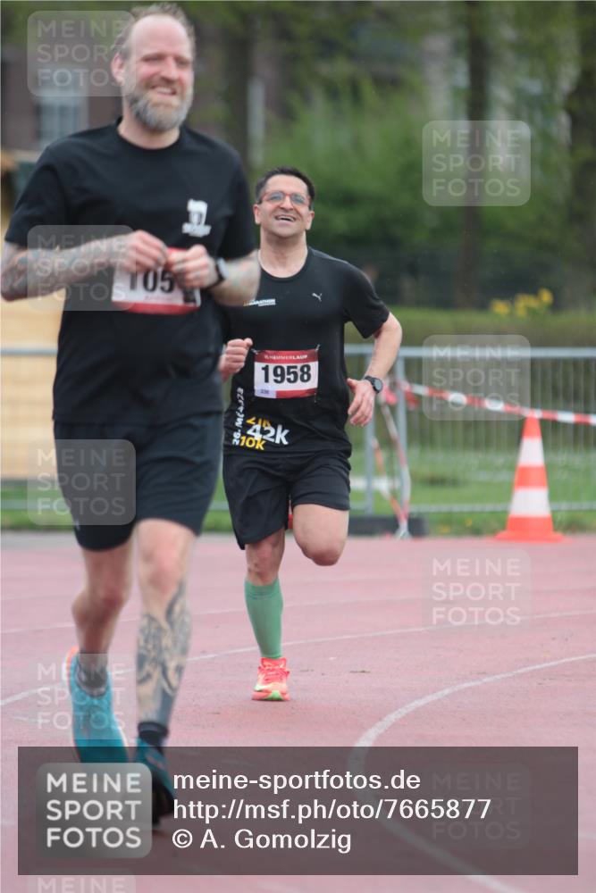 13.04.2025 - Hammer Lauf A. Gomolzig http://msf.ph/oto/7665877 13.04.2025 12:29:01 Ziel 21, 1051, 1930, 1958 meine-sportfotos.de