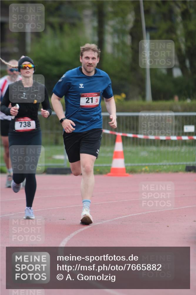 13.04.2025 - Hammer Lauf A. Gomolzig http://msf.ph/oto/7665882 13.04.2025 12:29:06 Ziel 21, 738 meine-sportfotos.de