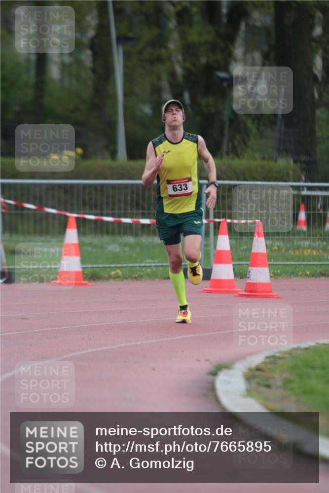 13.04.2025 - Hammer Lauf A. Gomolzig http://msf.ph/oto/7665895 13.04.2025 12:29:16 Ziel 442, 633, 1810 meine-sportfotos.de