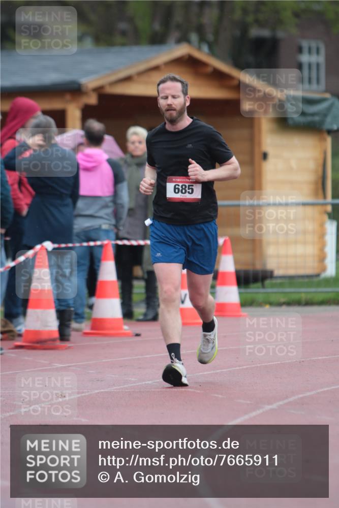 13.04.2025 - Hammer Lauf A. Gomolzig http://msf.ph/oto/7665911 13.04.2025 12:29:52 Ziel 685 meine-sportfotos.de