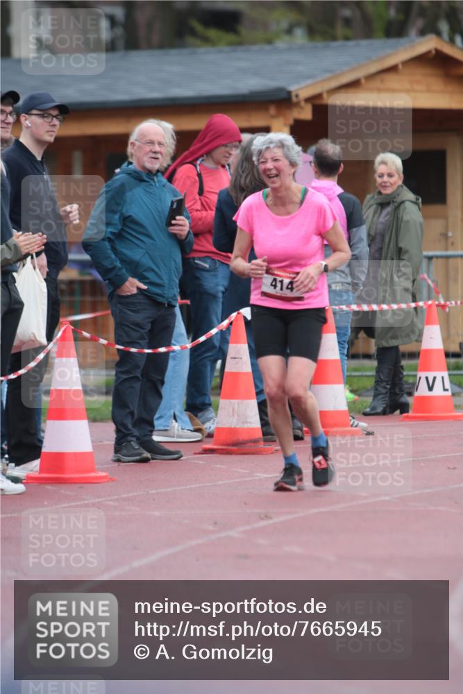 13.04.2025 - Hammer Lauf A. Gomolzig http://msf.ph/oto/7665945 13.04.2025 12:30:40 Ziel 9, 414 meine-sportfotos.de