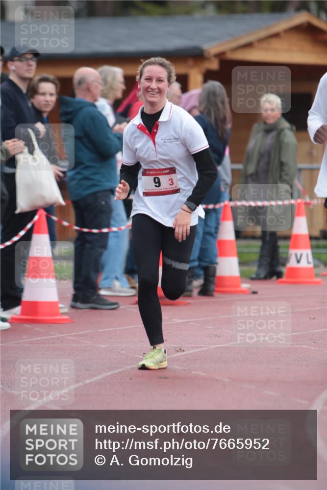 13.04.2025 - Hammer Lauf A. Gomolzig http://msf.ph/oto/7665952 13.04.2025 12:30:46 Ziel 9, 414, 917 meine-sportfotos.de