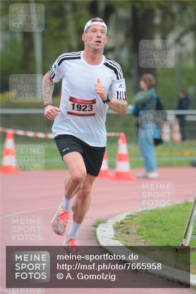 13.04.2025 - Hammer Lauf A. Gomolzig http://msf.ph/oto/7665958 13.04.2025 12:30:58 Ziel 524, 1923 meine-sportfotos.de