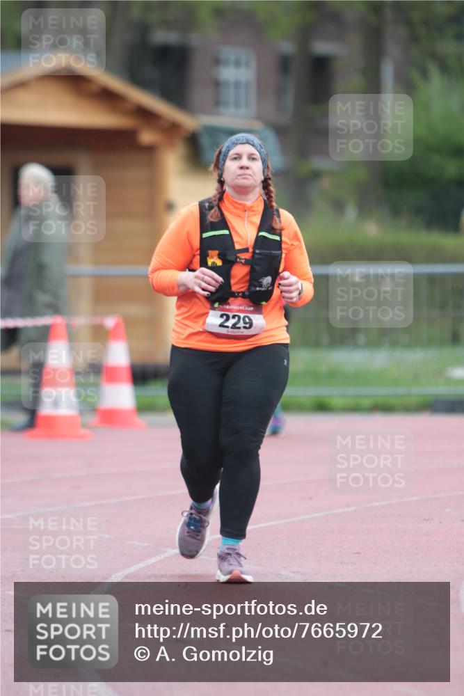 13.04.2025 - Hammer Lauf A. Gomolzig http://msf.ph/oto/7665972 13.04.2025 12:31:18 Ziel 6, 229, 599 meine-sportfotos.de