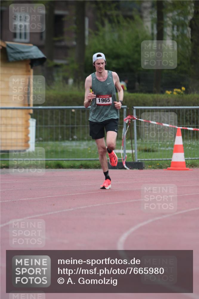 13.04.2025 - Hammer Lauf A. Gomolzig http://msf.ph/oto/7665980 13.04.2025 12:31:27 Ziel 482, 1965 meine-sportfotos.de