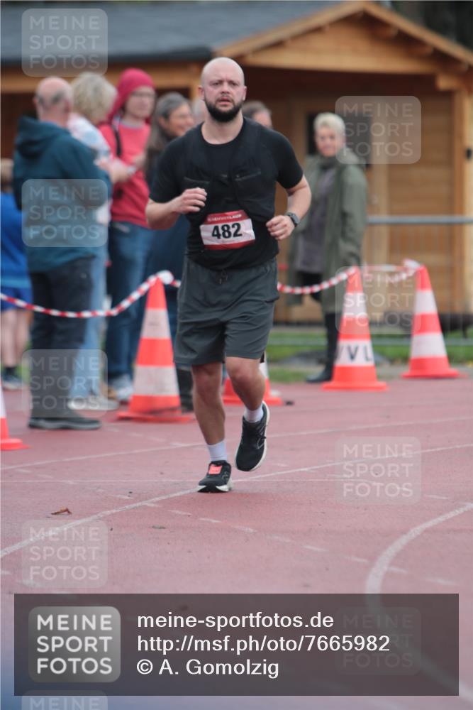 13.04.2025 - Hammer Lauf A. Gomolzig http://msf.ph/oto/7665982 13.04.2025 12:31:28 Ziel 452, 482, 1965 meine-sportfotos.de