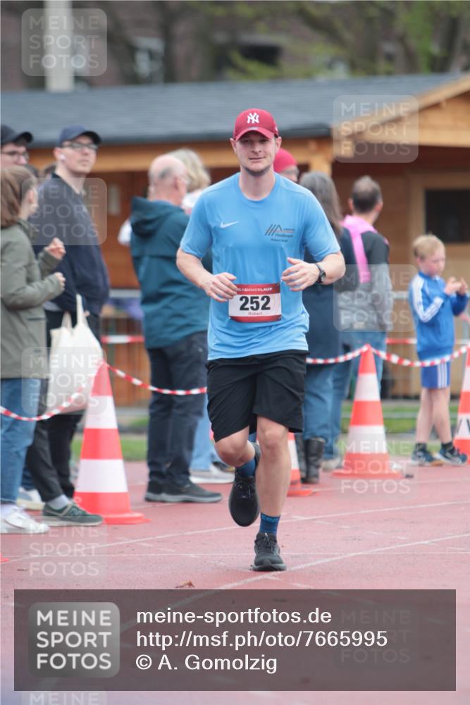 13.04.2025 - Hammer Lauf A. Gomolzig http://msf.ph/oto/7665995 13.04.2025 12:32:00 Ziel 252 meine-sportfotos.de