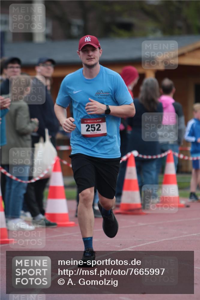 13.04.2025 - Hammer Lauf A. Gomolzig http://msf.ph/oto/7665997 13.04.2025 12:32:01 Ziel 252 meine-sportfotos.de