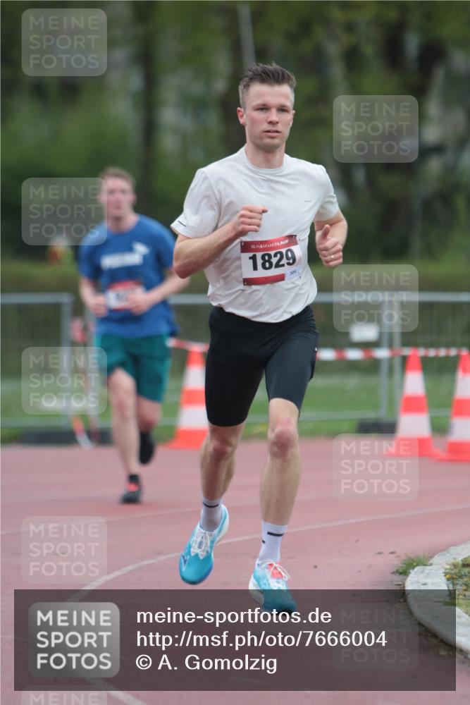 13.04.2025 - Hammer Lauf A. Gomolzig http://msf.ph/oto/7666004 13.04.2025 12:32:20 Ziel 923, 1829 meine-sportfotos.de