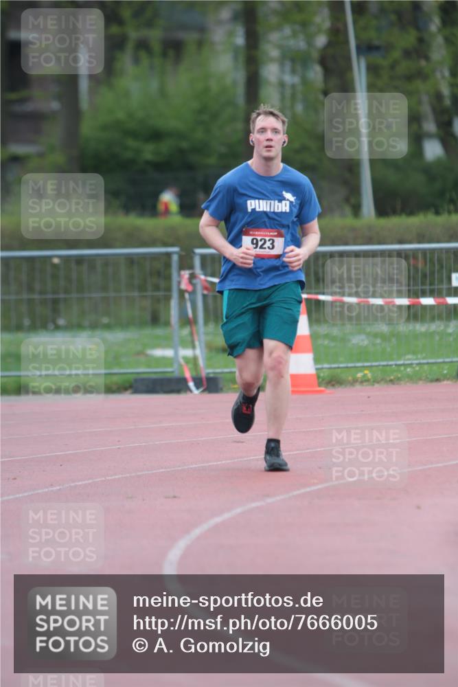 13.04.2025 - Hammer Lauf A. Gomolzig http://msf.ph/oto/7666005 13.04.2025 12:32:21 Ziel 923, 1829 meine-sportfotos.de