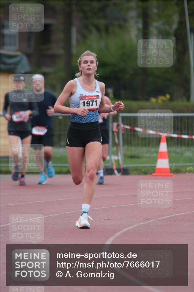 13.04.2025 - Hammer Lauf A. Gomolzig http://msf.ph/oto/7666017 13.04.2025 12:33:01 Ziel 456, 1971 meine-sportfotos.de