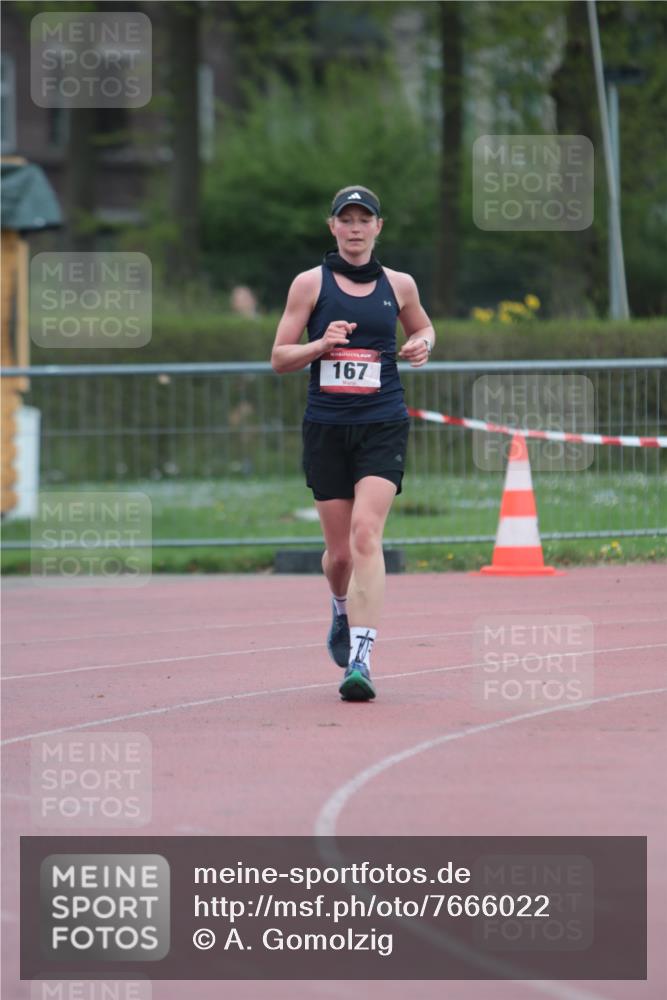13.04.2025 - Hammer Lauf A. Gomolzig http://msf.ph/oto/7666022 13.04.2025 12:33:05 Ziel 167, 456, 1945 meine-sportfotos.de