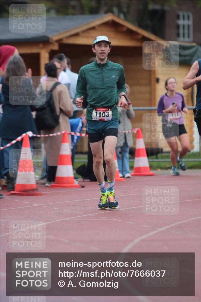 13.04.2025 - Hammer Lauf A. Gomolzig http://msf.ph/oto/7666037 13.04.2025 12:33:38 Ziel 770, 1103, 1926 meine-sportfotos.de
