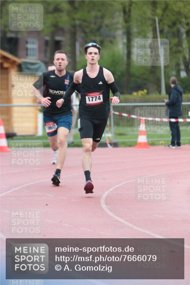 13.04.2025 - Hammer Lauf A. Gomolzig http://msf.ph/oto/7666079 13.04.2025 12:34:50 Ziel 244, 1774, 1960 meine-sportfotos.de