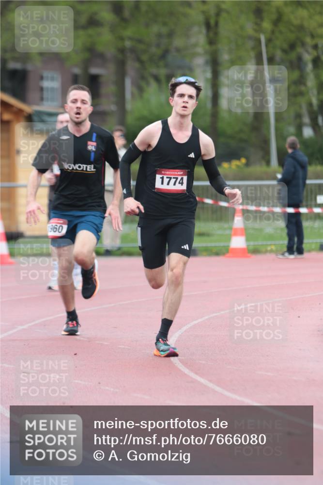 13.04.2025 - Hammer Lauf A. Gomolzig http://msf.ph/oto/7666080 13.04.2025 12:34:50 Ziel 244, 1774, 1960 meine-sportfotos.de