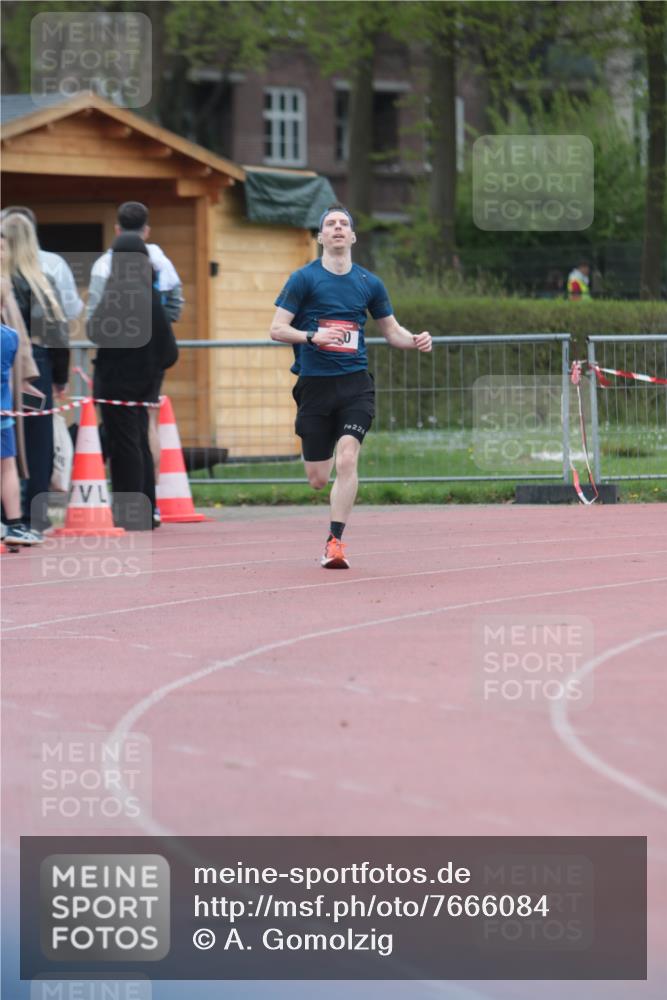 13.04.2025 - Hammer Lauf A. Gomolzig http://msf.ph/oto/7666084 13.04.2025 12:35:08 Ziel 310, 1098 meine-sportfotos.de