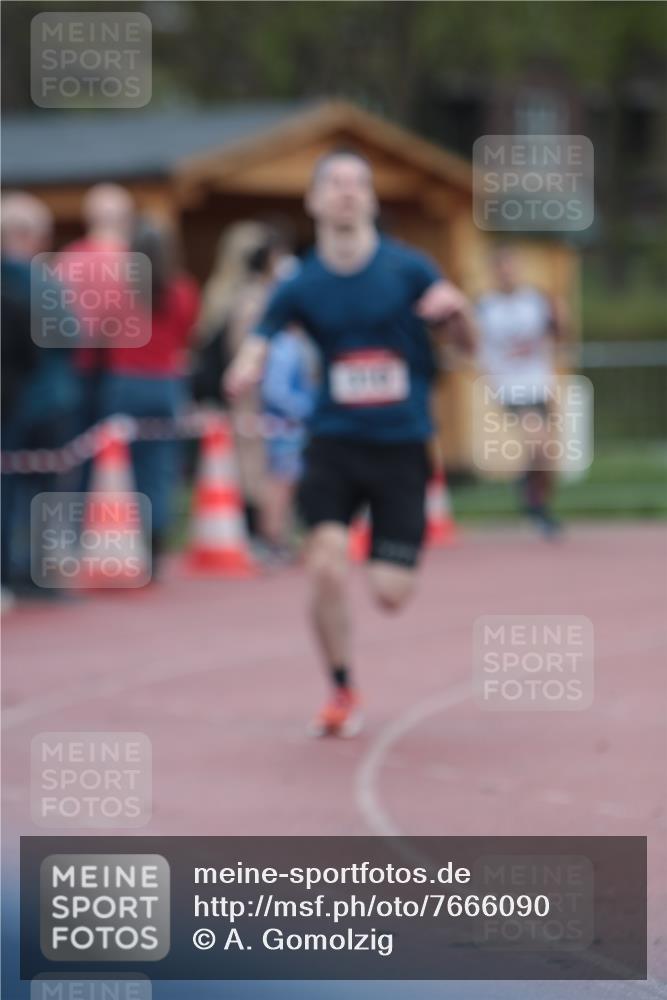 13.04.2025 - Hammer Lauf A. Gomolzig http://msf.ph/oto/7666090 13.04.2025 12:35:11 Ziel 310, 1098 meine-sportfotos.de