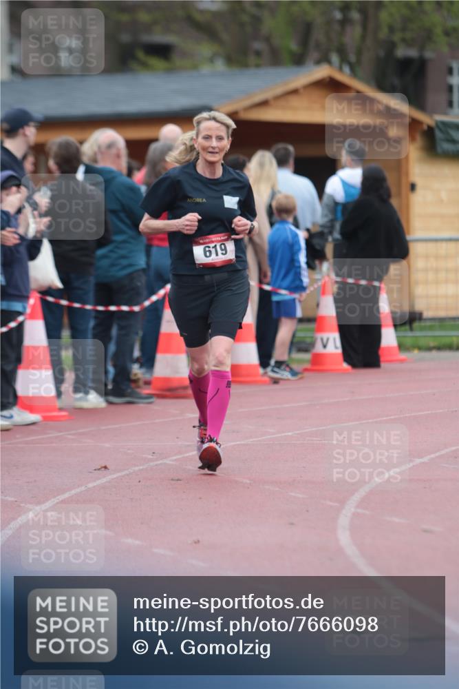 13.04.2025 - Hammer Lauf A. Gomolzig http://msf.ph/oto/7666098 13.04.2025 12:35:19 Ziel 927 meine-sportfotos.de