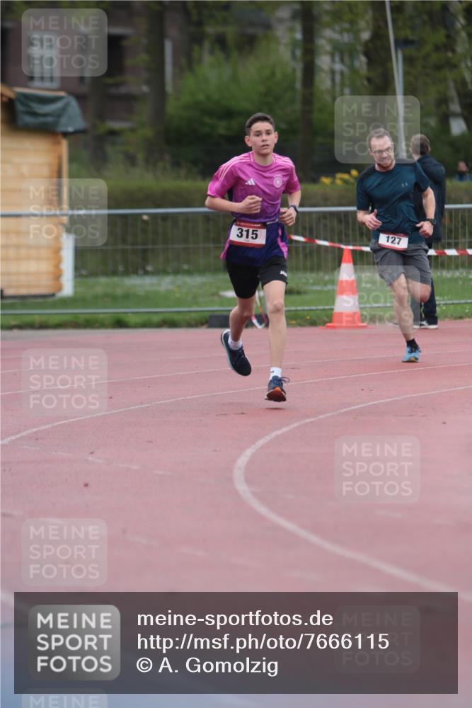 13.04.2025 - Hammer Lauf A. Gomolzig http://msf.ph/oto/7666115 13.04.2025 12:35:33 Ziel 127, 315, 1892 meine-sportfotos.de