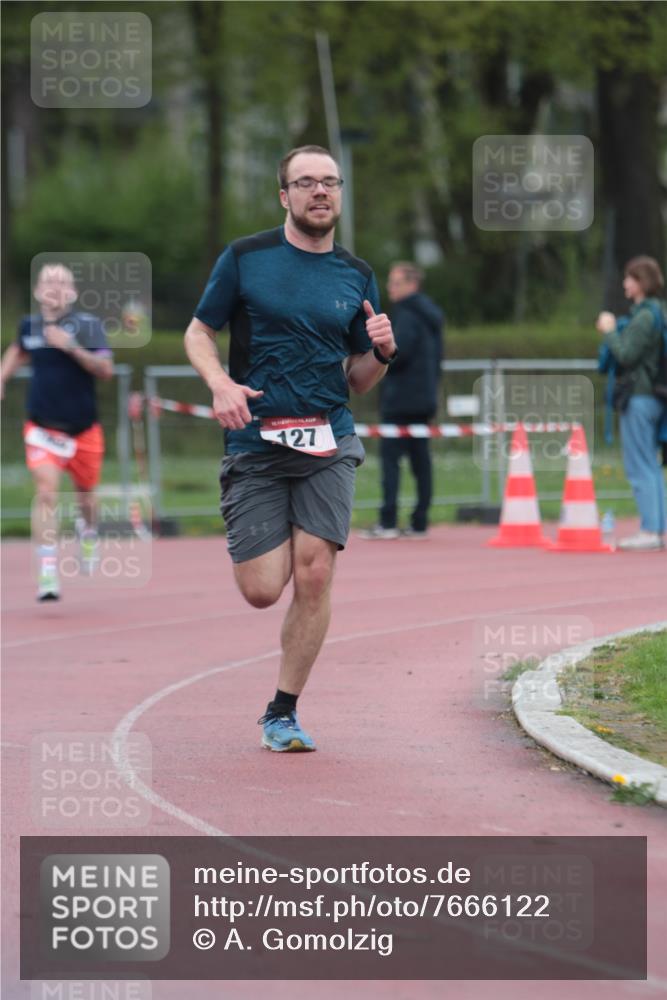 13.04.2025 - Hammer Lauf A. Gomolzig http://msf.ph/oto/7666122 13.04.2025 12:35:36 Ziel 127, 315, 1892 meine-sportfotos.de