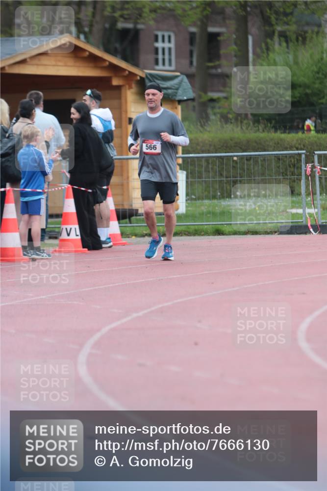 13.04.2025 - Hammer Lauf A. Gomolzig http://msf.ph/oto/7666130 13.04.2025 12:35:41 Ziel 566 meine-sportfotos.de