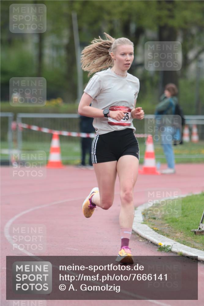 13.04.2025 - Hammer Lauf A. Gomolzig http://msf.ph/oto/7666141 13.04.2025 12:35:57 Ziel 4, 735, 884, 1055, 1818 meine-sportfotos.de