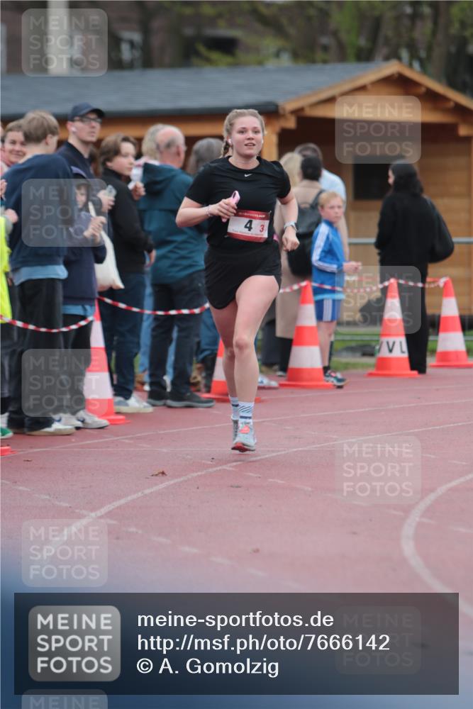 13.04.2025 - Hammer Lauf A. Gomolzig http://msf.ph/oto/7666142 13.04.2025 12:35:58 Ziel 4, 735, 884, 1055 meine-sportfotos.de
