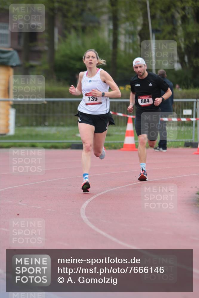 13.04.2025 - Hammer Lauf A. Gomolzig http://msf.ph/oto/7666146 13.04.2025 12:36:01 Ziel 4, 735, 884 meine-sportfotos.de