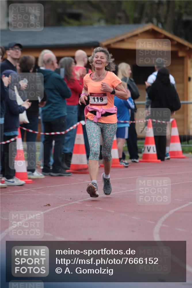 13.04.2025 - Hammer Lauf A. Gomolzig http://msf.ph/oto/7666152 13.04.2025 12:36:09 Ziel 13, 119, 329 meine-sportfotos.de