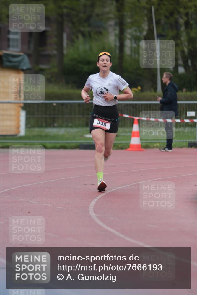 13.04.2025 - Hammer Lauf A. Gomolzig http://msf.ph/oto/7666193 13.04.2025 12:37:02 Ziel 18, 335, 1364, 1368 meine-sportfotos.de