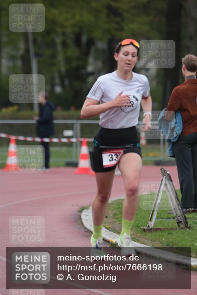 13.04.2025 - Hammer Lauf A. Gomolzig http://msf.ph/oto/7666198 13.04.2025 12:37:04 Ziel 18, 335, 1364, 1368 meine-sportfotos.de