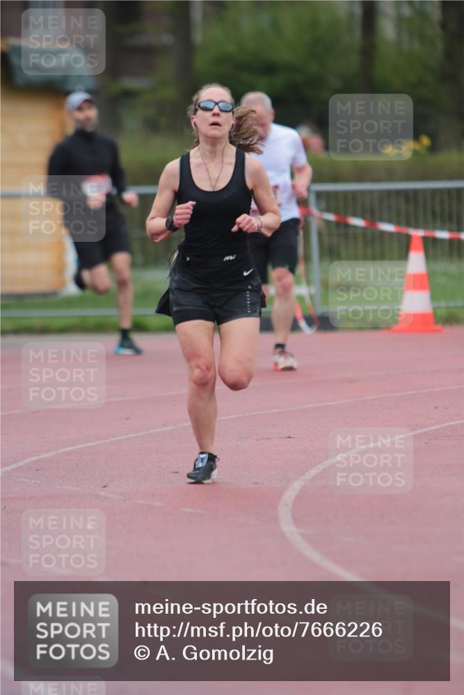13.04.2025 - Hammer Lauf A. Gomolzig http://msf.ph/oto/7666226 13.04.2025 12:37:33 Ziel 289, 1137, 1347 meine-sportfotos.de