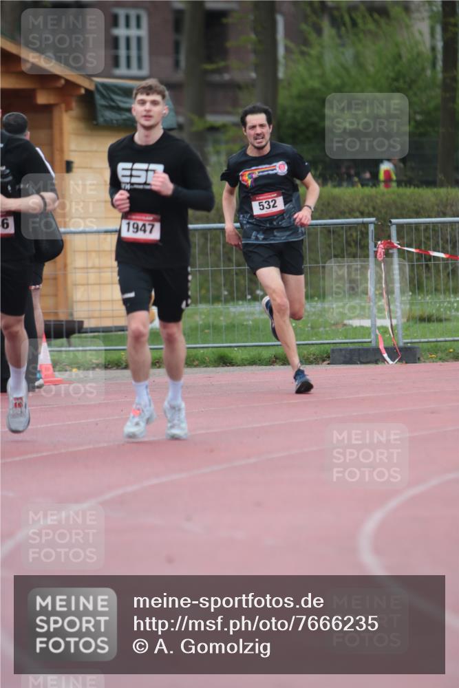 13.04.2025 - Hammer Lauf A. Gomolzig http://msf.ph/oto/7666235 13.04.2025 12:37:40 Ziel 532, 1946, 1947 meine-sportfotos.de