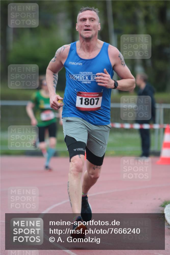 13.04.2025 - Hammer Lauf A. Gomolzig http://msf.ph/oto/7666240 13.04.2025 12:37:49 Ziel 280, 519, 1807, 1946 meine-sportfotos.de
