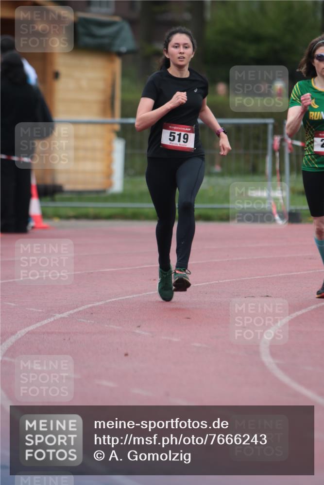 13.04.2025 - Hammer Lauf A. Gomolzig http://msf.ph/oto/7666243 13.04.2025 12:37:52 Ziel 280, 519 meine-sportfotos.de