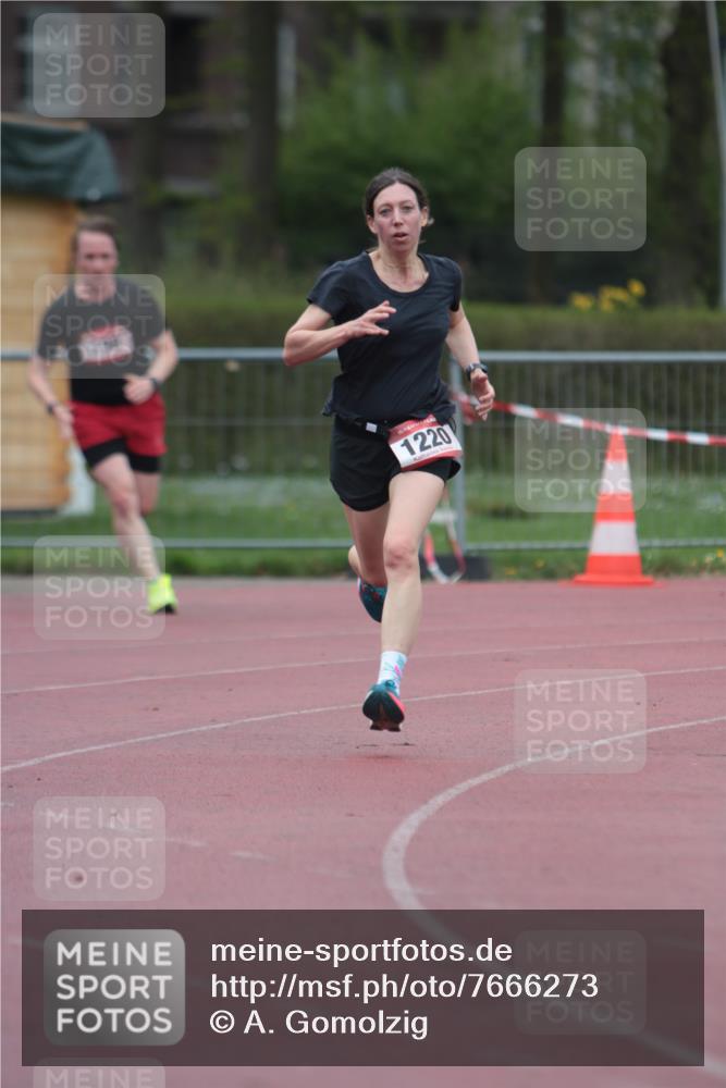 13.04.2025 - Hammer Lauf A. Gomolzig http://msf.ph/oto/7666273 13.04.2025 12:38:37 Ziel 198, 1220 meine-sportfotos.de