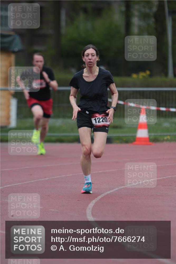 13.04.2025 - Hammer Lauf A. Gomolzig http://msf.ph/oto/7666274 13.04.2025 12:38:37 Ziel 198, 1220 meine-sportfotos.de