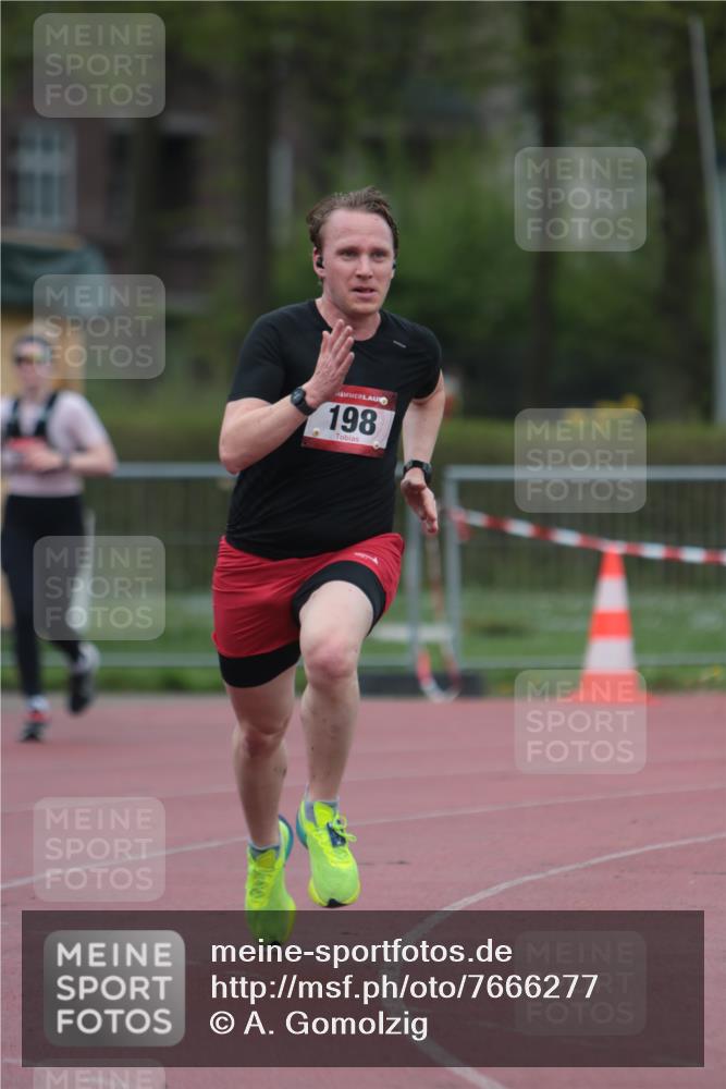 13.04.2025 - Hammer Lauf A. Gomolzig http://msf.ph/oto/7666277 13.04.2025 12:38:40 Ziel 198, 737 meine-sportfotos.de