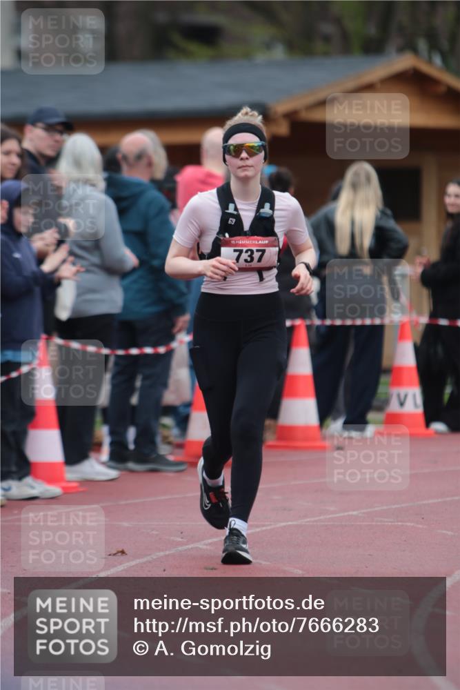 13.04.2025 - Hammer Lauf A. Gomolzig http://msf.ph/oto/7666283 13.04.2025 12:38:45 Ziel 737, 1940 meine-sportfotos.de