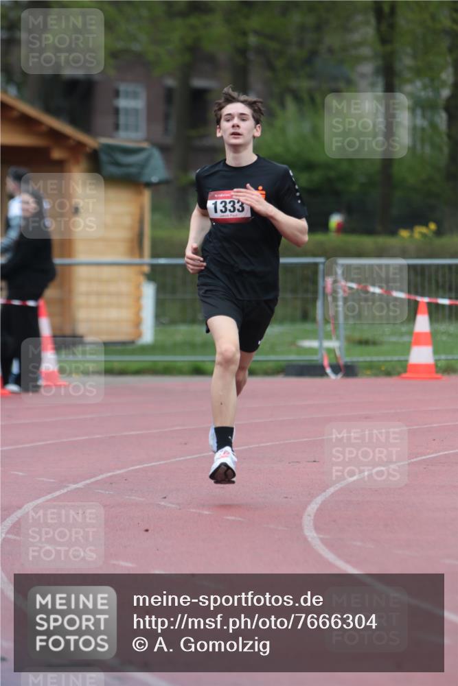 13.04.2025 - Hammer Lauf A. Gomolzig http://msf.ph/oto/7666304 13.04.2025 12:39:09 Ziel 1333 meine-sportfotos.de