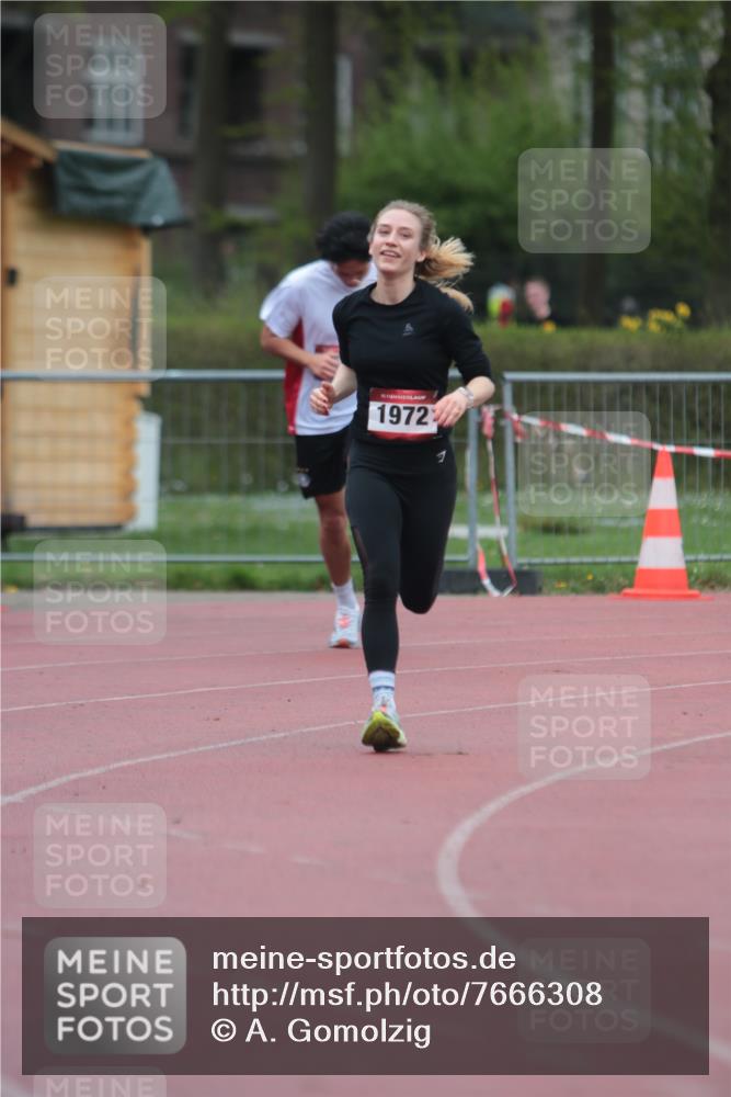 13.04.2025 - Hammer Lauf A. Gomolzig http://msf.ph/oto/7666308 13.04.2025 12:39:17 Ziel 1583, 1972 meine-sportfotos.de