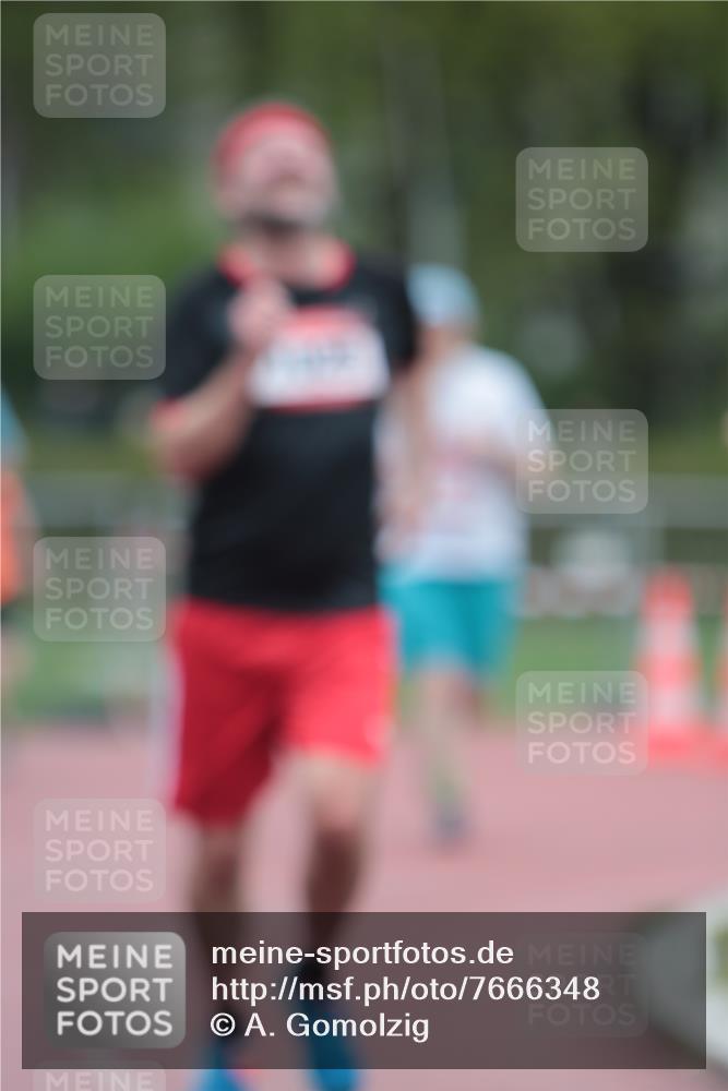 13.04.2025 - Hammer Lauf A. Gomolzig http://msf.ph/oto/7666348 13.04.2025 12:40:02 Ziel 287, 300, 552, 908, 1025, 1581, 1755, 1977 meine-sportfotos.de