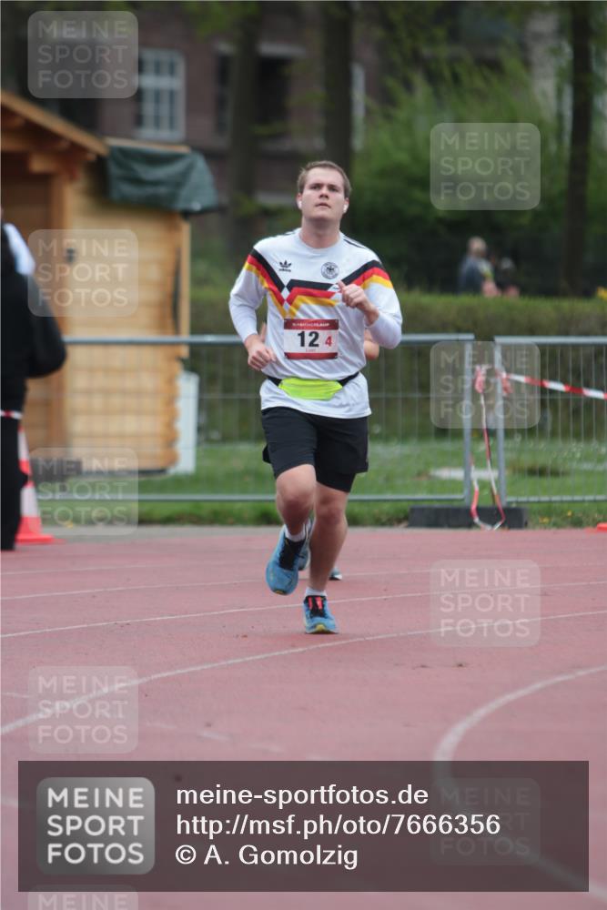 13.04.2025 - Hammer Lauf A. Gomolzig http://msf.ph/oto/7666356 13.04.2025 12:40:12 Ziel 12, 1310 meine-sportfotos.de