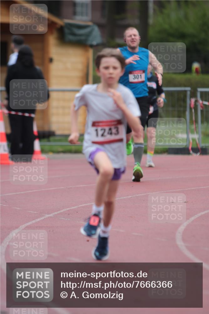 13.04.2025 - Hammer Lauf A. Gomolzig http://msf.ph/oto/7666366 13.04.2025 12:40:21 Ziel 103, 301, 1243, 1310, 1761 meine-sportfotos.de