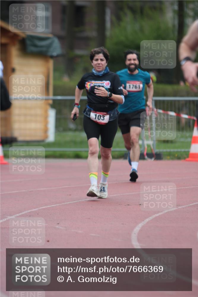 13.04.2025 - Hammer Lauf A. Gomolzig http://msf.ph/oto/7666369 13.04.2025 12:40:25 Ziel 103, 301, 831, 832, 1761 meine-sportfotos.de