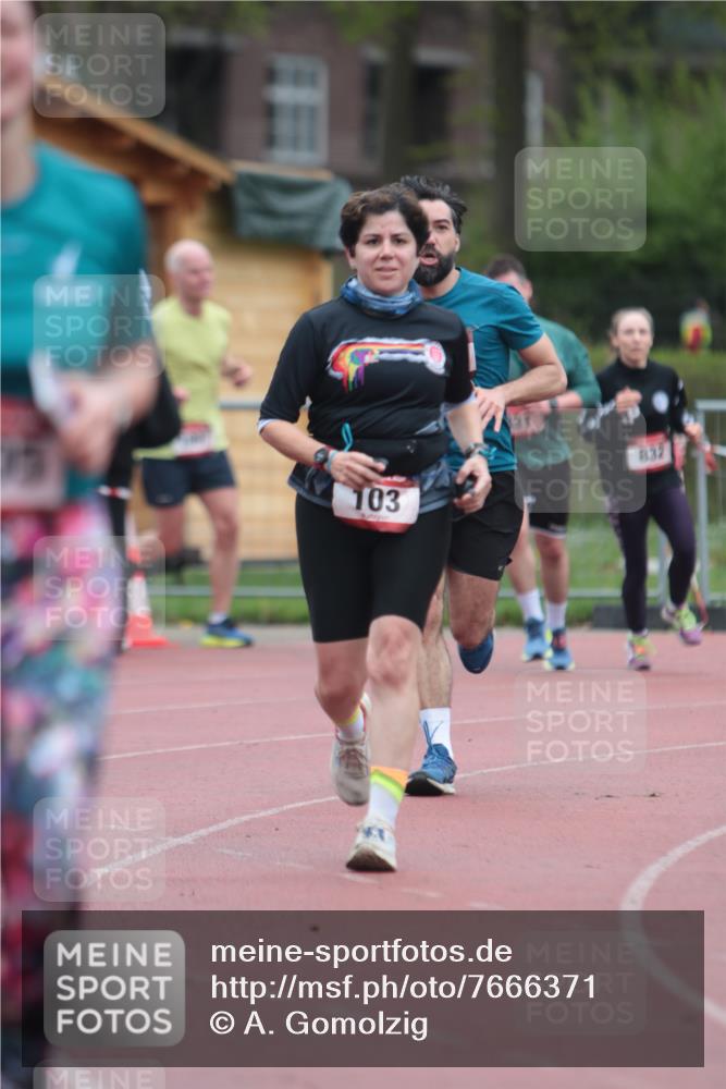 13.04.2025 - Hammer Lauf A. Gomolzig http://msf.ph/oto/7666371 13.04.2025 12:40:27 Ziel 103, 831, 832, 1761 meine-sportfotos.de