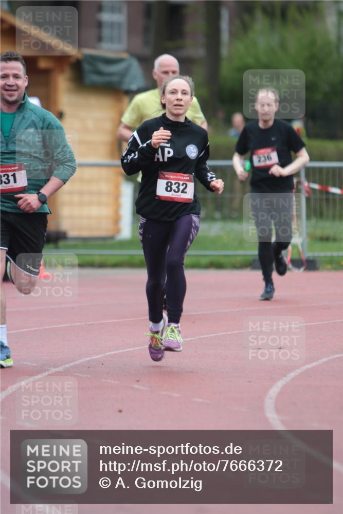 13.04.2025 - Hammer Lauf A. Gomolzig http://msf.ph/oto/7666372 13.04.2025 12:40:30 Ziel 103, 236, 831, 832, 1761, 1897 meine-sportfotos.de